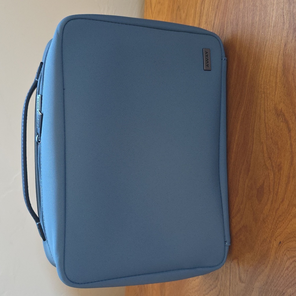 Away hanging toiletry bag